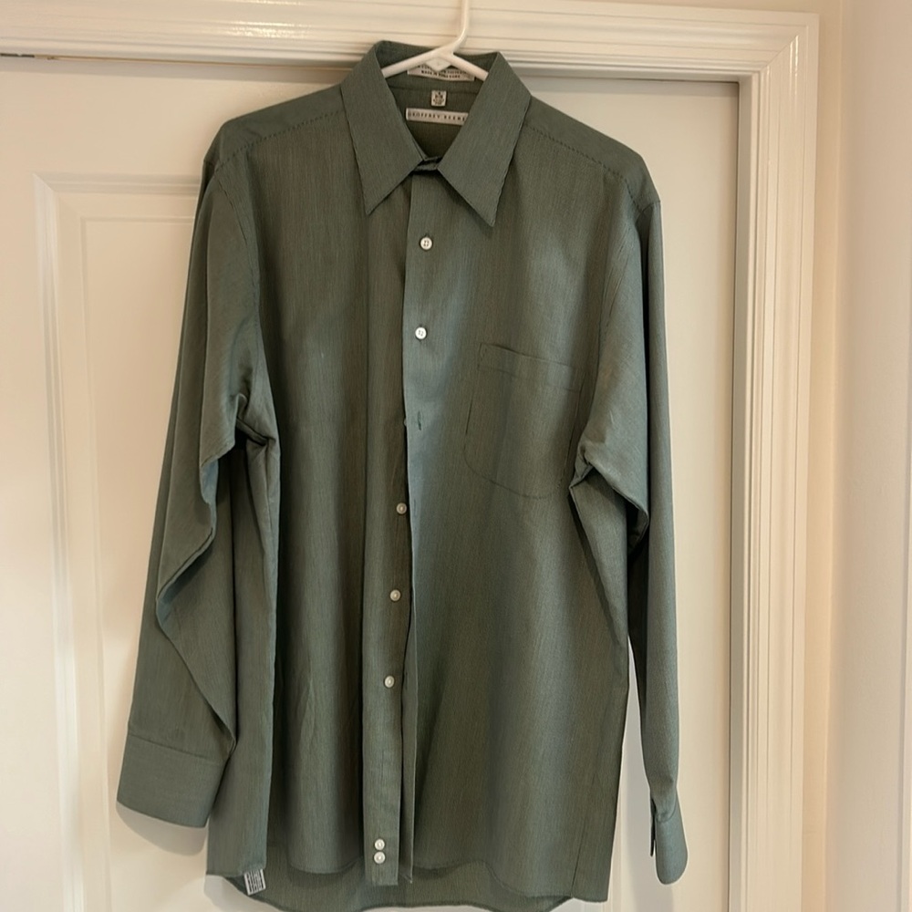Geoffrey Beene men’s 16 / 34/35 green button down shirt